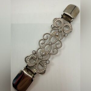 Silver Tone Rhinestone Filigree Sweater Clip Cardigan Guard New